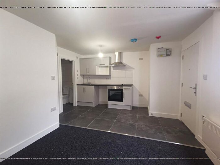 1 Bedroom Flat To Rent In Pioli Place, Carl Street, Walsall, WS2