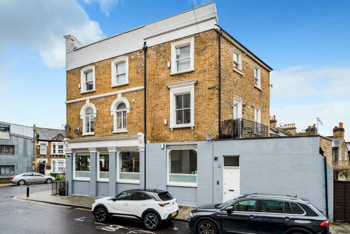 2 Bedroom Flat To Rent In Gosterwood Street Greenwich, SE8