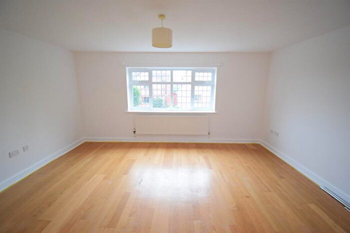 5 Bedroom Detached House To Rent In Llantarnam Drive, Radyr, Cardiff, CF15