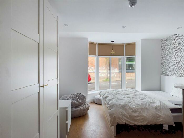 Apartment To Rent In Castle Street, Brighton, BN1