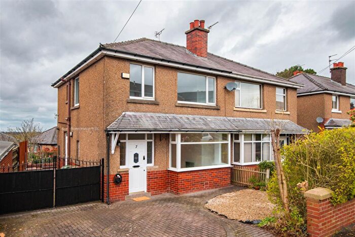 3 Bedroom Semi Detached House For Sale In Guildford Avenue, Chorley, PR6