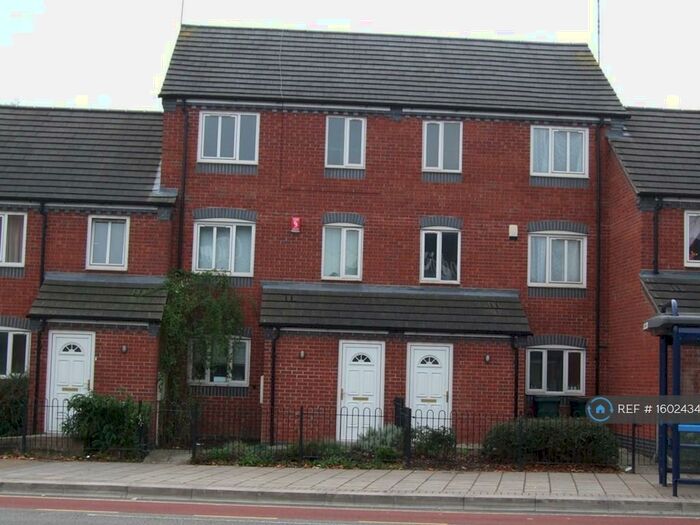 4 Bedroom Terraced House To Rent In Broomfield Mews, Coventry, CV1