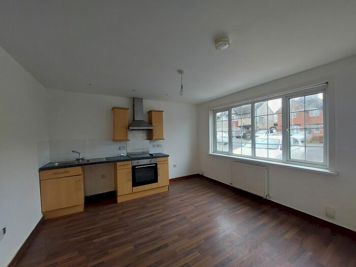 1 Bedroom Flat To Rent In Athelstan Road, Southampton, SO19
