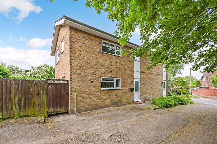 1 Bedroom Apartment To Rent In Church Lane, Barnham, PO22