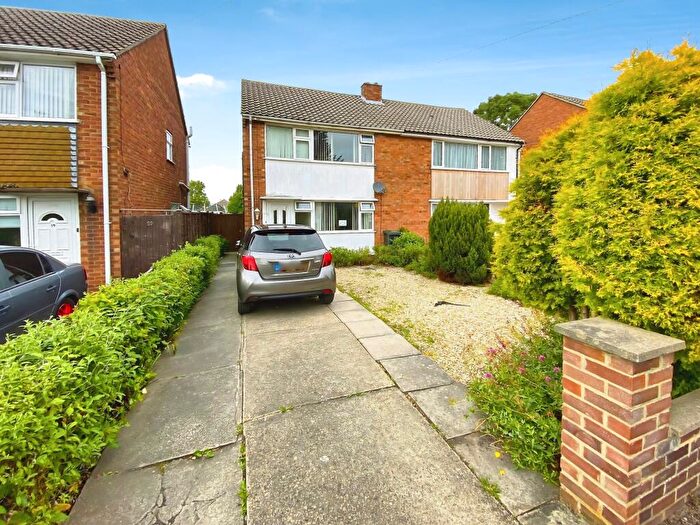 3 Bedroom Semi-Detached House To Rent In Allington Garden, Boston, PE21