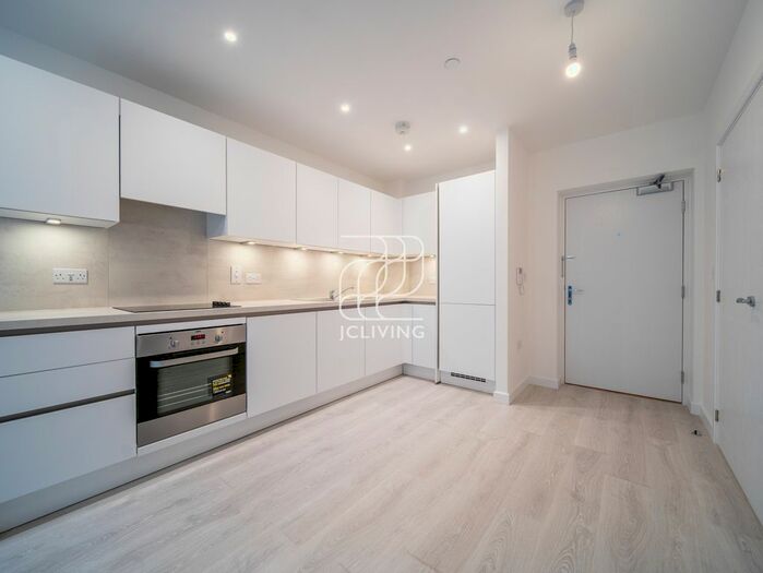2 Bedroom Flat To Rent In Garraway Apartments, Western Circus, London, W3