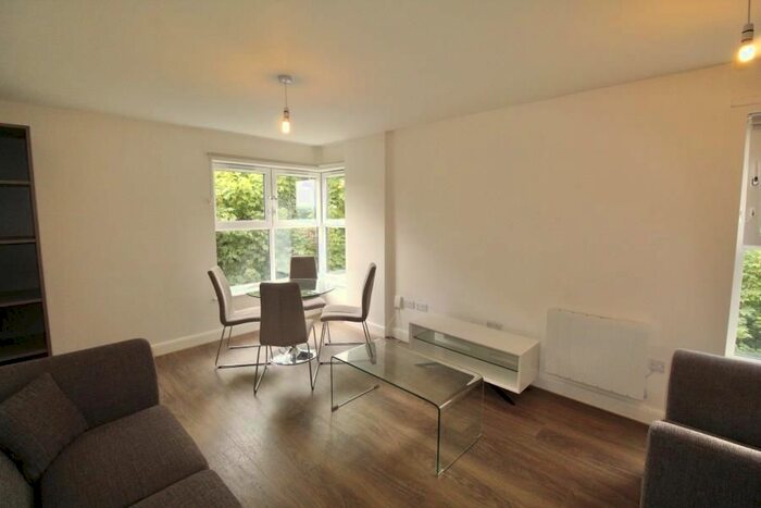 3 Bedroom Flat To Rent In The Gardens, Clarendon Quarter, LS3