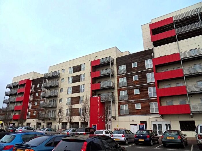 1 Bedroom Flat To Rent In Grand Union Heights, Northwick Road, HA0