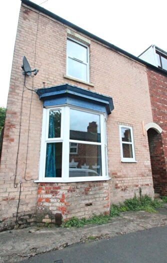 4 Bedroom House To Rent In Victoria Terrace, Lincoln, LN1