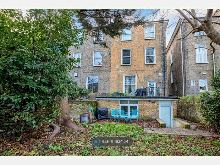 1 Bedroom Flat To Rent In Navarino Road, London, E8