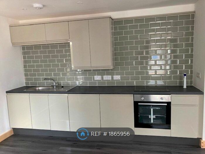 1 Bedroom Flat To Rent In Mill Lane, Bedminster, Bristol, BS3