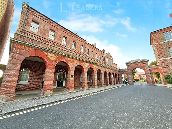 2 Bedroom Apartment For Sale In Royal Gate, Southsea, Portsmouth, PO4