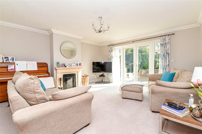 4 Bedroom Detached House For Sale In Manor Road, Milford On Sea, Lymington, Hampshire, SO41