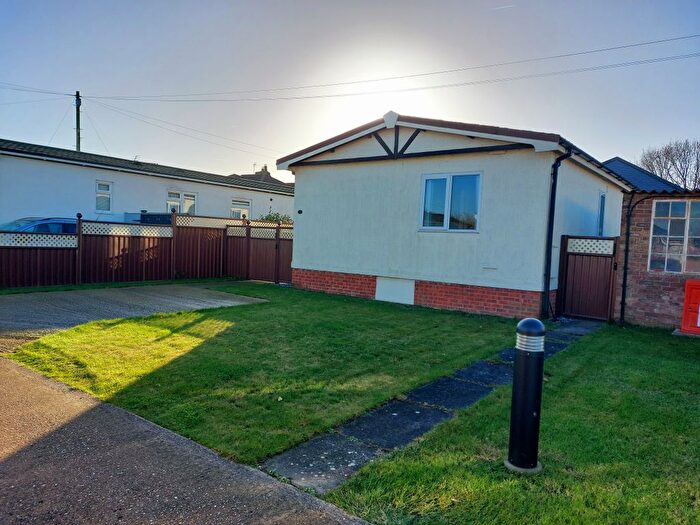 1 Bedroom Mobile/park Home To Rent In Badgers Holt, Longstanton, CB24