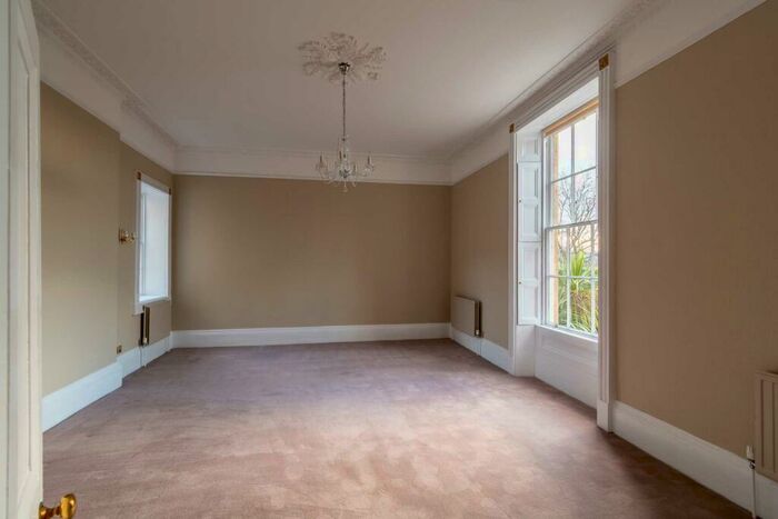 6 Bedroom House To Rent In Bathwick Terrace, Bathwick Hill, BA2