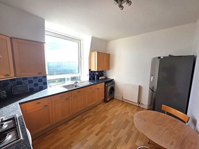 1 Bedroom Flat To Rent In Great Western Road, West End, Aberdeen, AB10