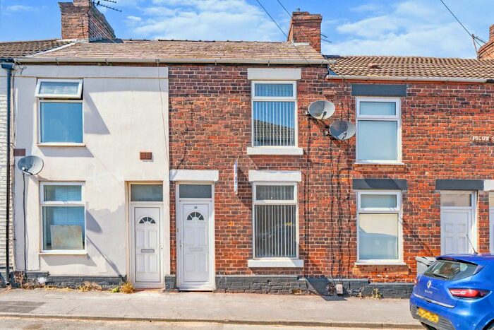 2 Bedroom Terraced House To Rent In Picow Street, Runcorn, Cheshire, WA7
