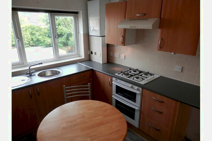 1 Bedroom Flat To Rent In Carlyle Road, Edgbaston, Birmingham, B16