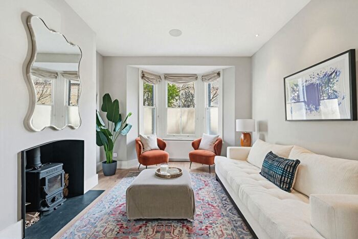 4 Bedroom Terraced House To Rent In Sirdar Road, Holland Park, W11