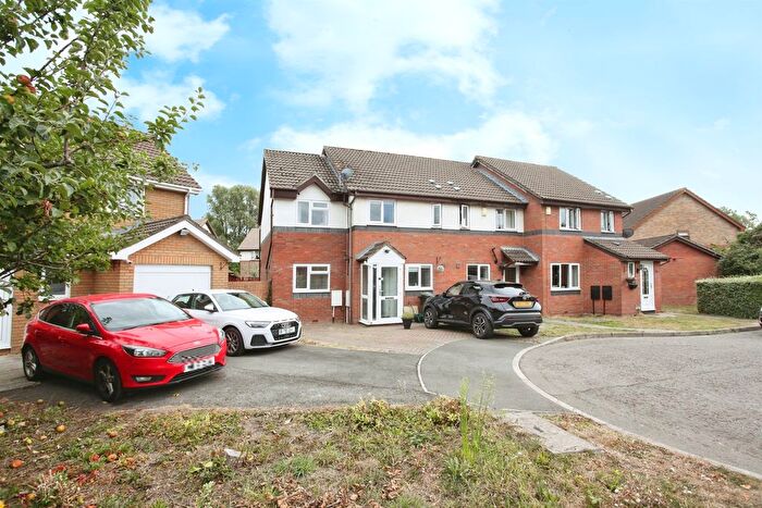 4 Bedroom End Of Terrace House For Sale In Blanche Close, Newport, NP10