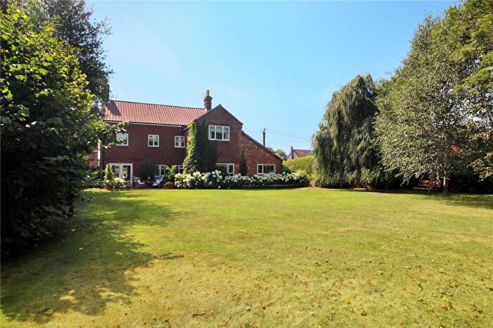 5 Bedroom Detached House For Sale In The Street, Surlingham, Norwich, Norfolk, NR14