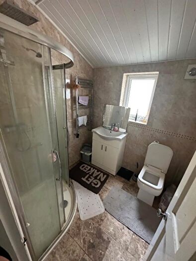 6 Bedroom House To Rent In Ashley Down Road, Bristol, BS7