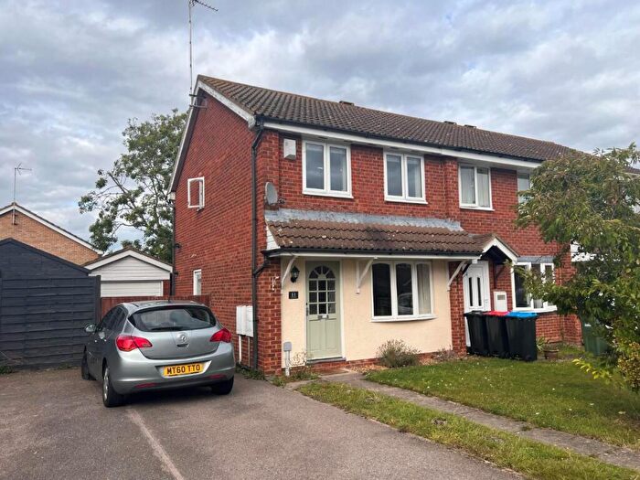 3 Bedroom Semi-Detached House To Rent In Stocken Close, Olney, Buckinghamshire, MK46
