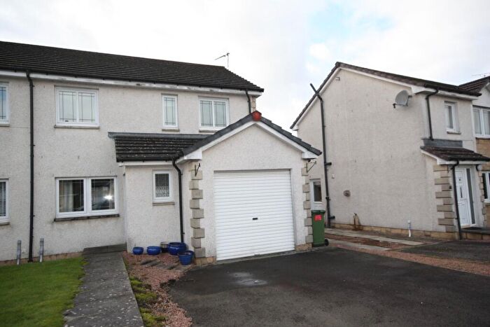 3 Bedroom Semi-Detached House To Rent In Smithfield Meadows, Alloa, Clackmannanshire, FK10