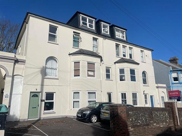 2 Bedroom Flat To Rent In Richmond Road, Brighton, BN2