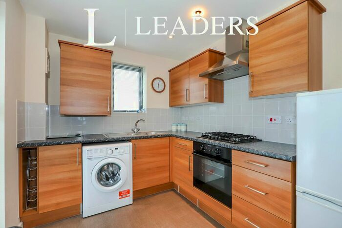 1 Bedroom Flat To Rent In Rothesay Gardens, Wolverhampton, WV4