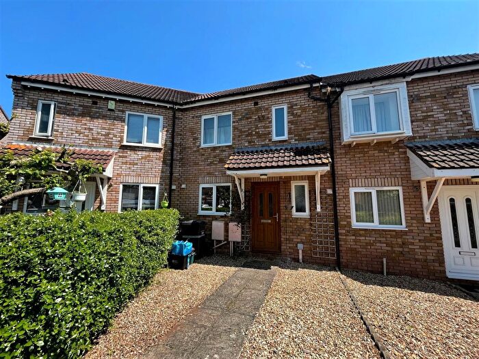 3 Bedroom Terraced House To Rent In Trinity Road, Taunton, TA1
