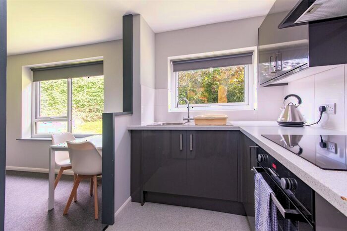 1 Bedroom Apartment To Rent In Flat, Varsity Rivergreen, NG11