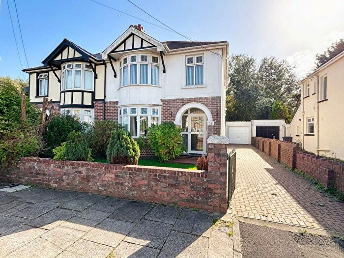 3 Bedroom Semi-Detached House For Sale In St. Johns Drive, Porthcawl, CF36