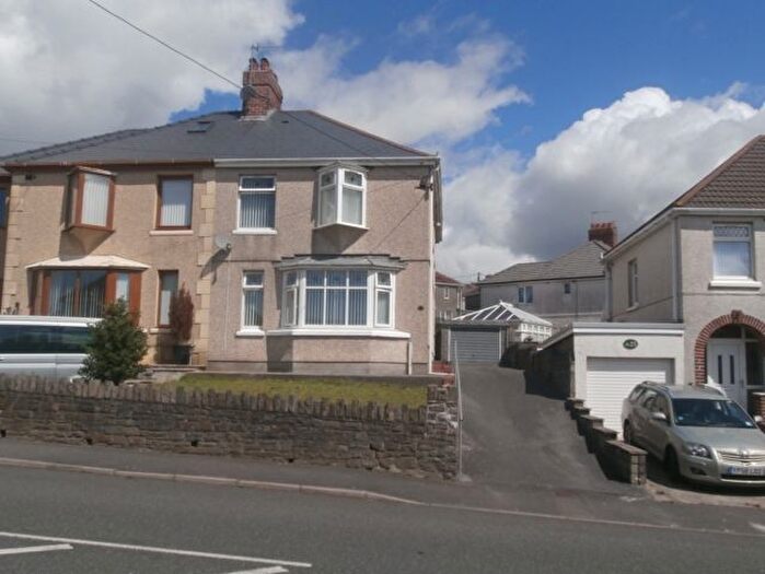 3 Bedroom Property To Rent In Colby Road, Burry Port, SA16