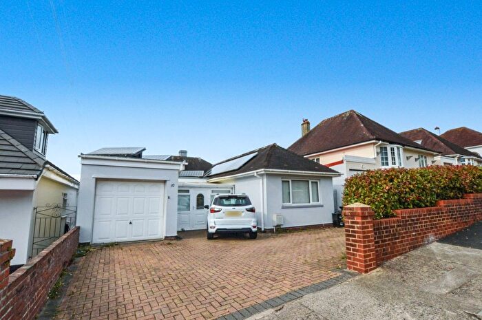 3 Bedroom Detached Bungalow For Sale In Rougemont Avenue, Torquay, Devon, TQ2