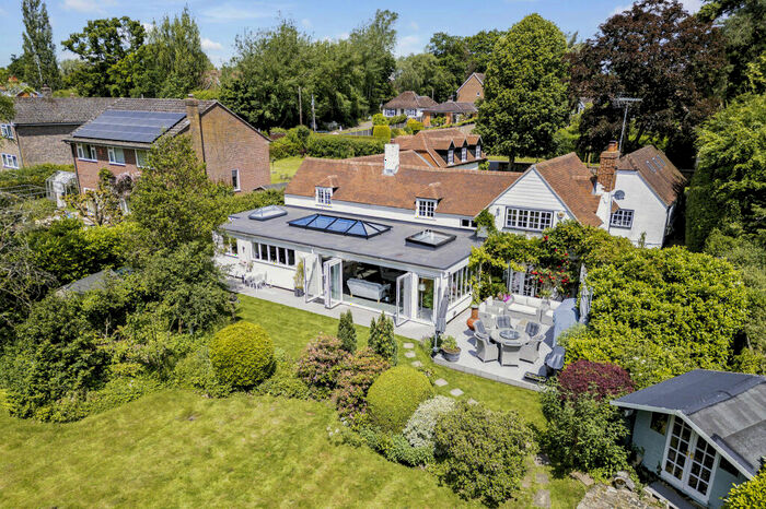 5 Bedroom Detached House For Sale In Enborne Row, Newbury, RG20
