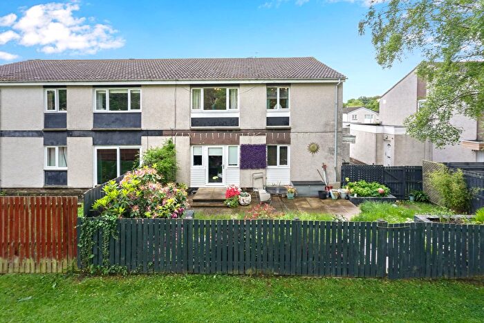 2 Bedroom Flat For Sale In Howden Hall Crescent, Howdenhall, Edinburgh, EH16
