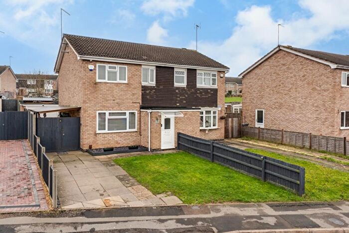 3 Bedroom Property For Sale In Gleneagles Close, Kettering, NN15
