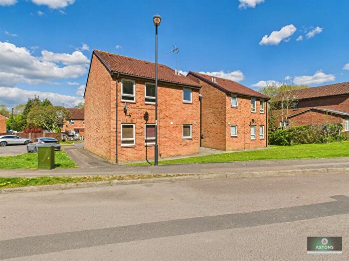 Studio To Rent In Sark Close, Crawley, RH11