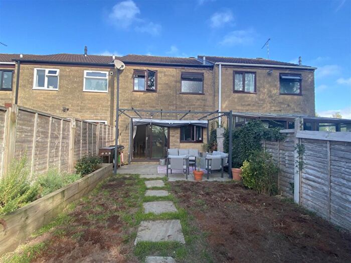 2 Bedroom Terraced House For Sale In Clarks Close, Brympton, Yeovil, BA22