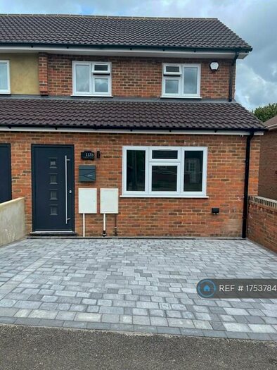 4 Bedroom End Of Terrace House To Rent In Princess Road, Woking, GU22