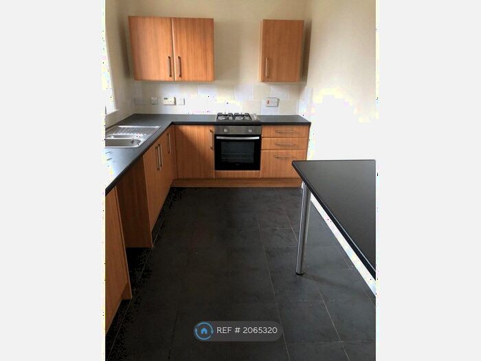 2 Bedroom Flat To Rent In Mcduff Street, East Wemyss, Kirkcaldy, KY1