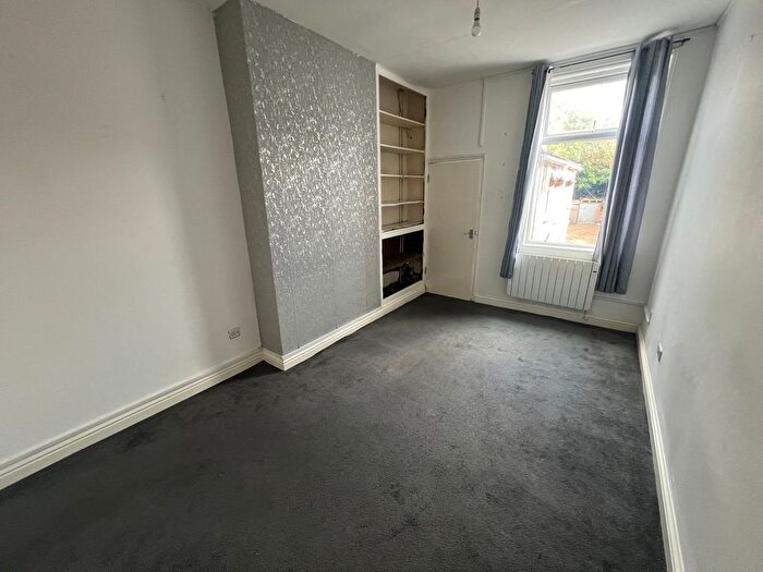 1 Bedroom Flat To Rent In Commercial Road, Grantham, NG31