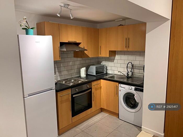 1 Bedroom Flat To Rent In Station Road, Queensferry, CH5