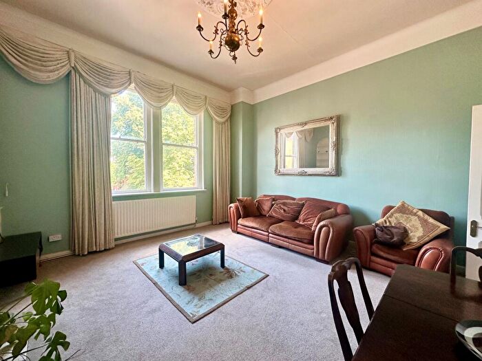 2 Bedroom Maisonette To Rent In Newcastle Circus, The Park, NG7