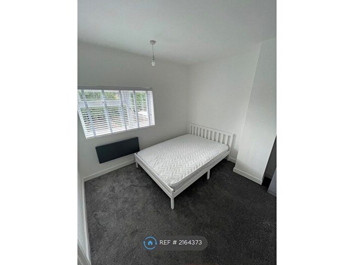 1 Bedroom Flat To Rent In Roland Avenue, Coventry, CV6