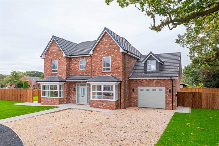 5 Bedroom Detached House For Sale In Francis Meadow, St Michaels, Preston, PR3