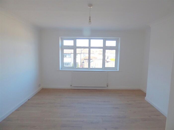 2 Bedroom Flat To Rent In Childwall Lane, Huyton With Roby, Liverpool, L14