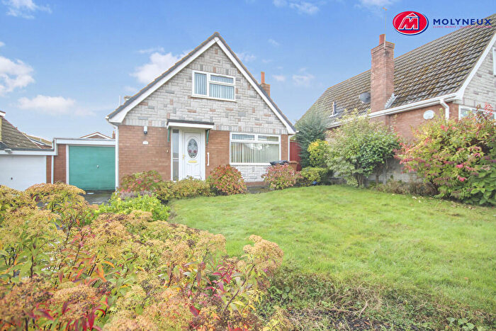 3 Bedroom Link Detached House For Sale In Elm Road, Aston Park, CH5