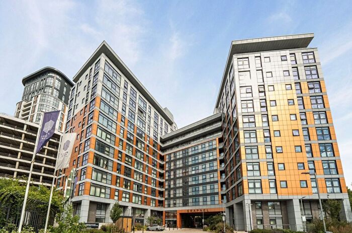 1 Bedroom Flat For Sale In Grapnel Apartments, Furness Quay, Salford, M50